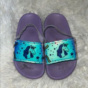 ♥️ Whimsical Purple and Blue Sandals with Glittery Unicorn Design